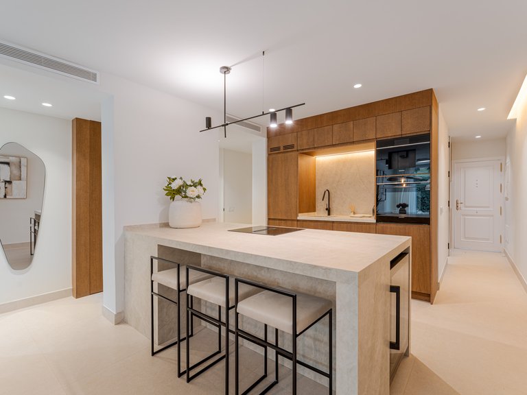 Apartment for Sale in Benahavis, Malaga 6