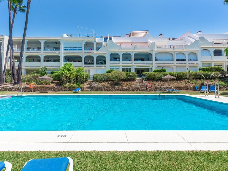 Apartment for Sale in Benahavis, Malaga 8
