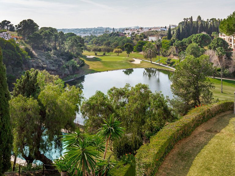 Apartment for Sale in Benahavis, Malaga 1