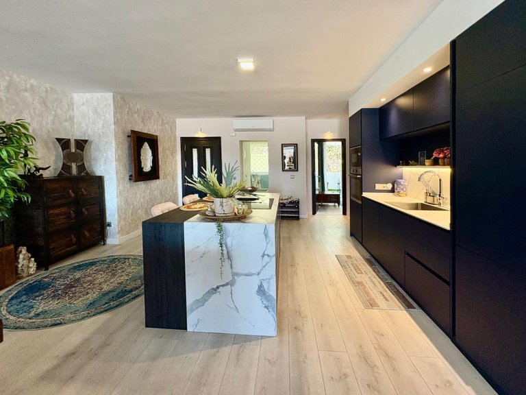 Apartment for Sale in Benahavis, Malaga 4