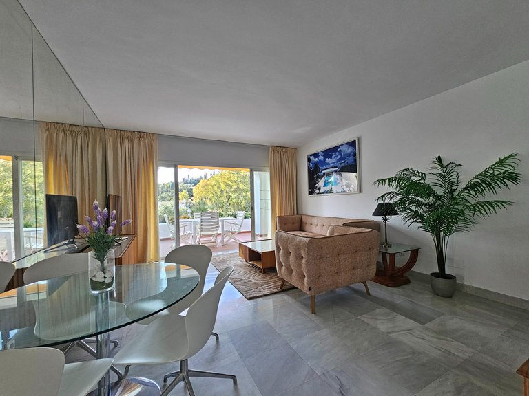 Apartment for Sale in Benahavis, Malaga 5