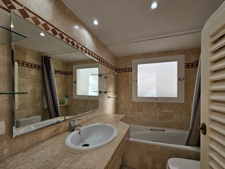 Apartment for Sale in Benahavis, Malaga 15