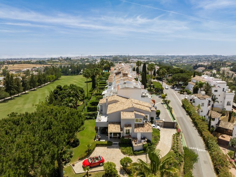 Villa for Sale in Benahavis, Malaga 35