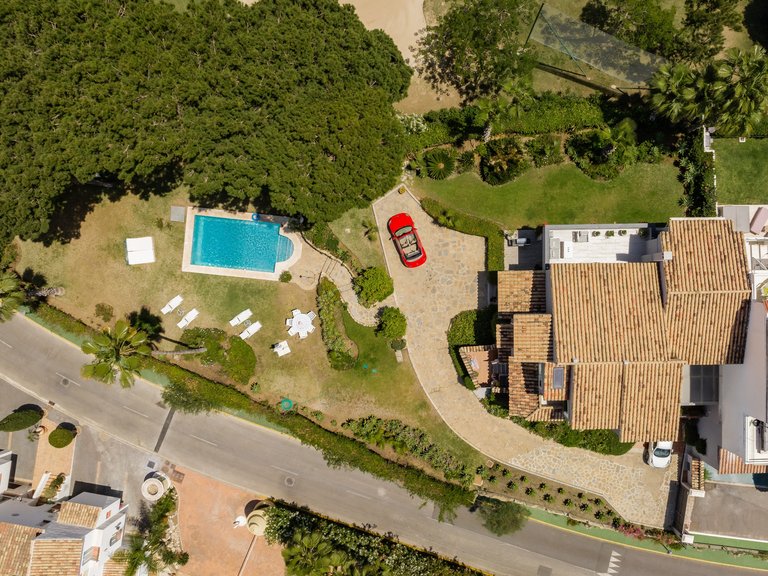 Villa for Sale in Benahavis, Malaga 32