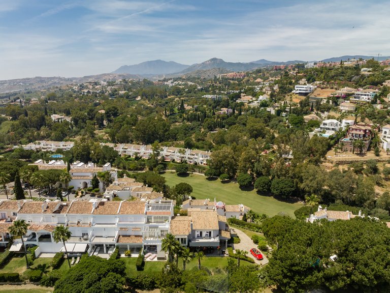 Villa for Sale in Benahavis, Malaga 34