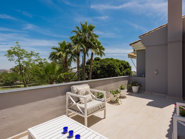 Villa for Sale in Benahavis, Malaga 16