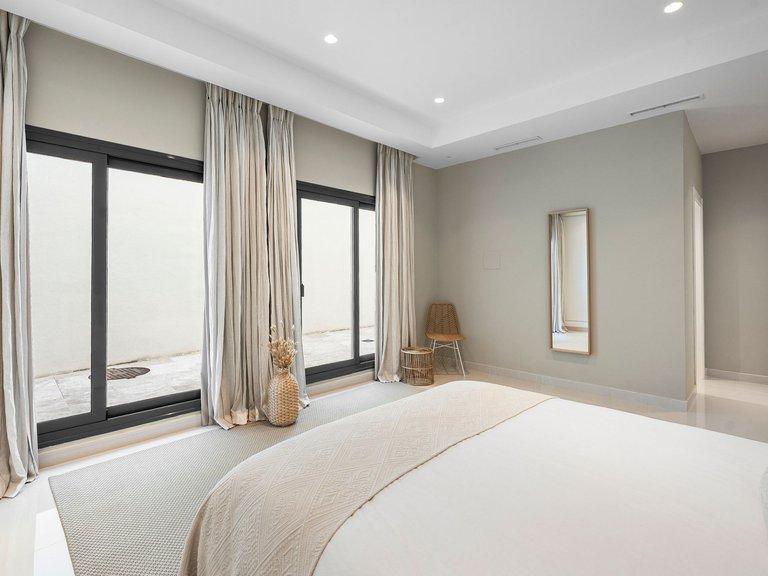 Villa for Sale in Benahavis, Malaga 36