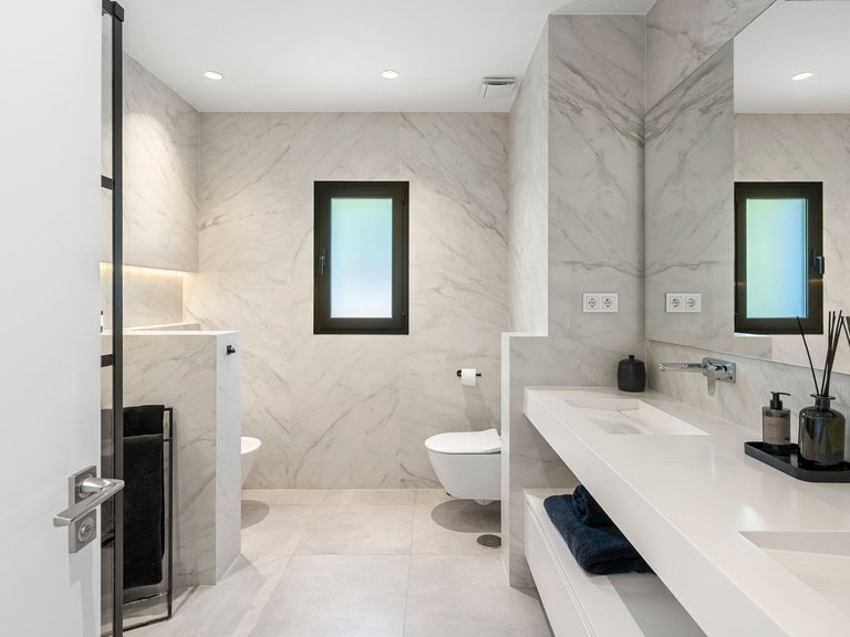 Villa for Sale in Benahavis, Malaga 29