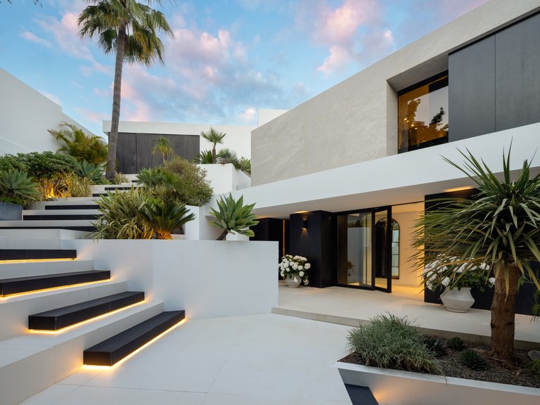 Villa for Sale in Benahavis, Malaga 2