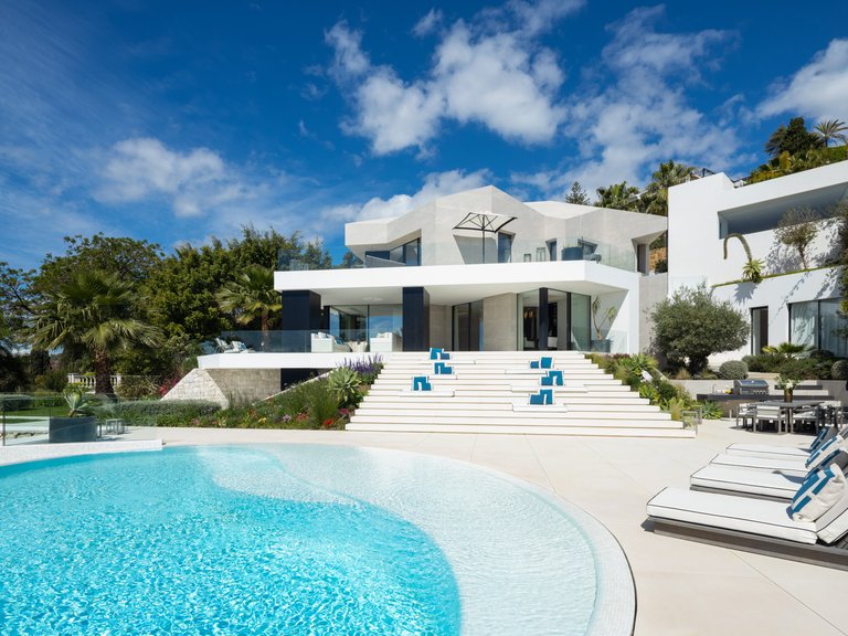 Villa for Sale in Benahavis, Malaga 20