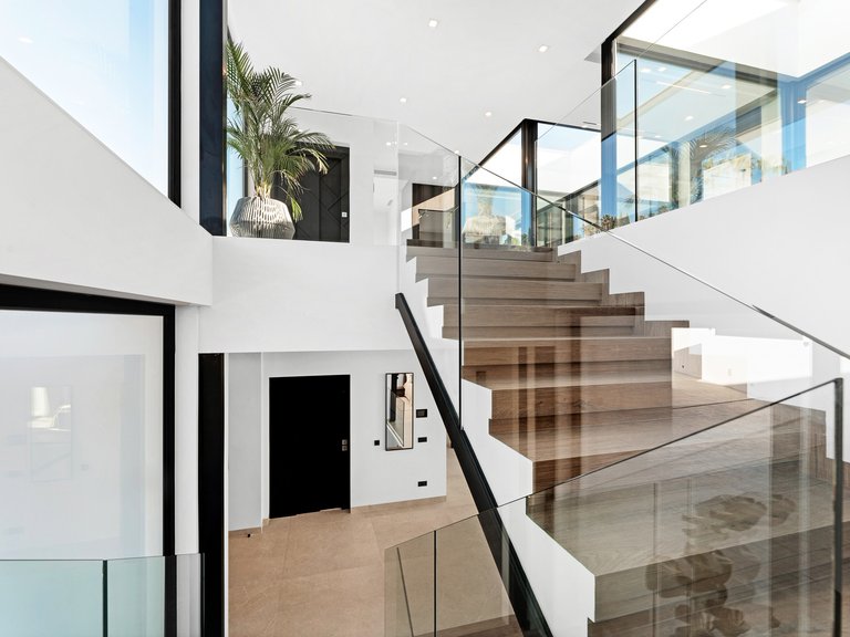 Villa for Sale in Benahavis, Malaga 36