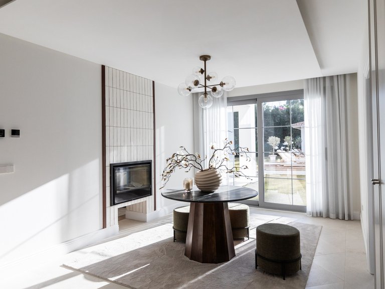 Villa for Sale in Benahavis, Malaga 11