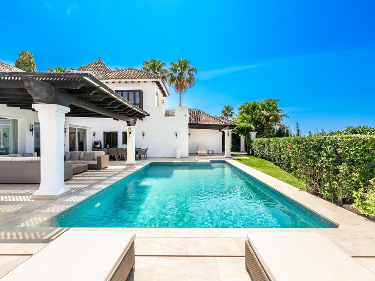 Villa for Sale in Benahavis, Malaga 2
