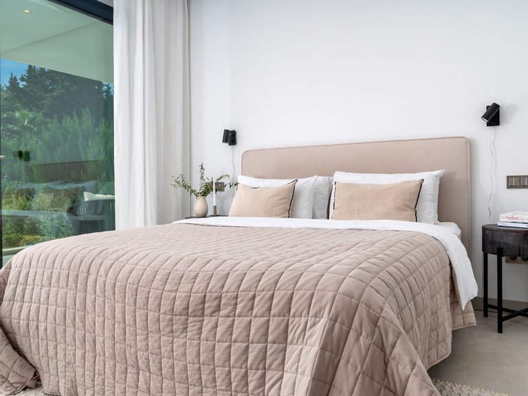 Villa for Sale in Marbella, Malaga 44