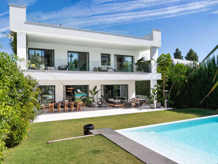 Villa for Sale in Marbella, Malaga 14