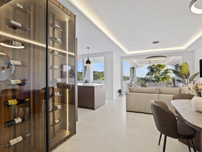 Apartment for Sale in Benahavis, Malaga 7