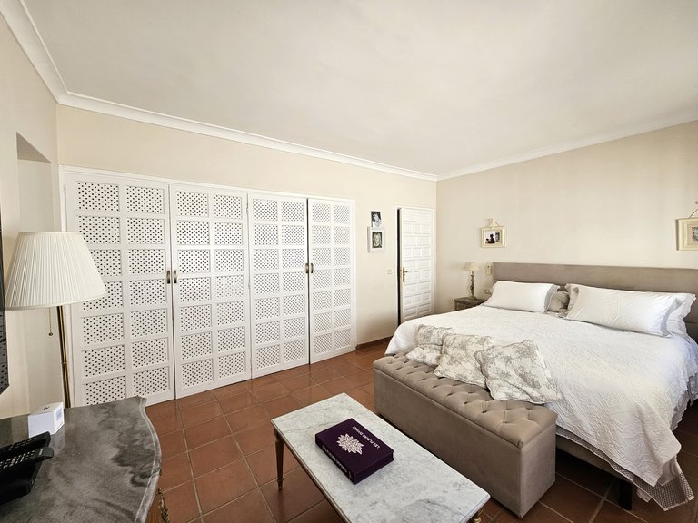 Villa for Sale in Benahavis, Malaga 15