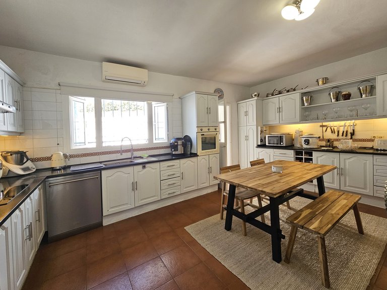 Villa for Sale in Benahavis, Malaga 22