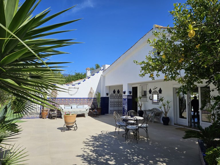 Villa for Sale in Benahavis, Malaga 10