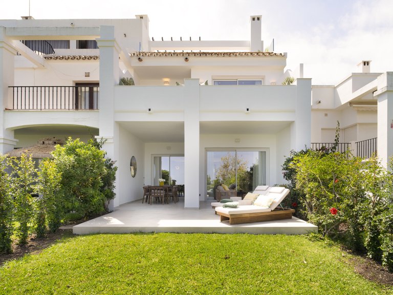 Town House for Sale in Benahavis, Malaga 46