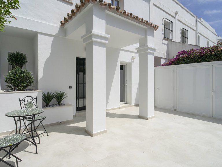 Town House for Sale in Benahavis, Malaga 5