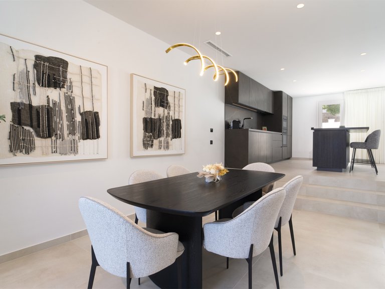 Town House for Sale in Benahavis, Malaga 36