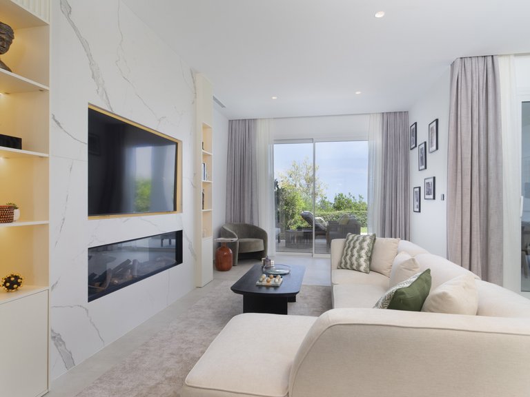 Town House for Sale in Benahavis, Malaga 35