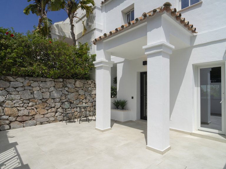 Town House for Sale in Benahavis, Malaga 15