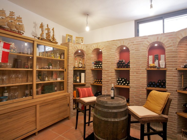 Villa for Sale in Benahavis, Malaga 16