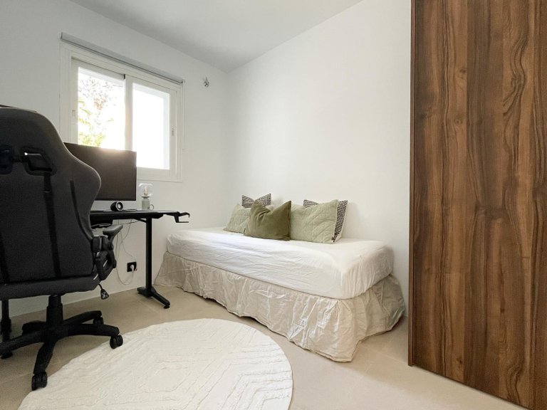 Penthouse for Sale in Benahavis, Malaga 19