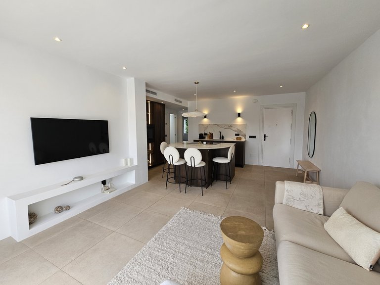 Penthouse for Sale in Benahavis, Malaga 4