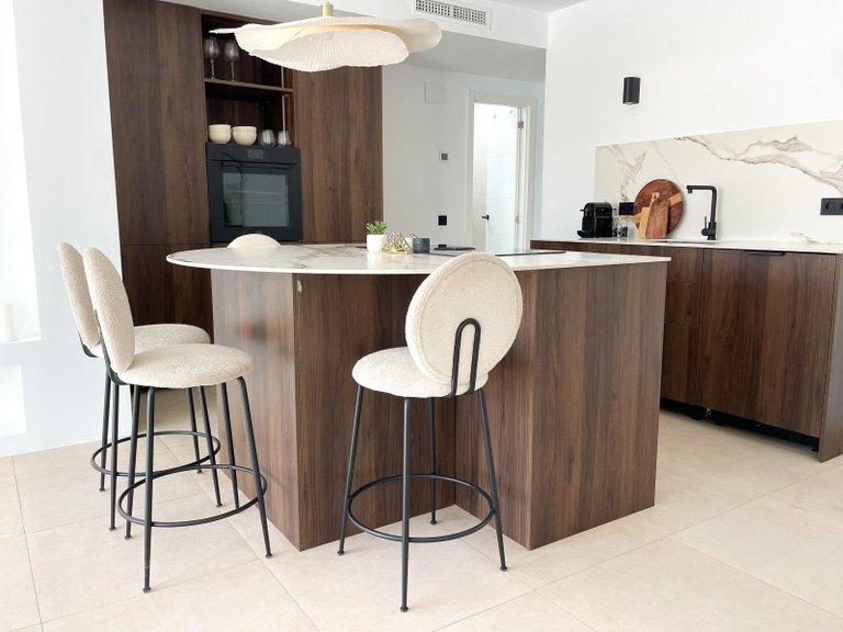 Penthouse for Sale in Benahavis, Malaga 5