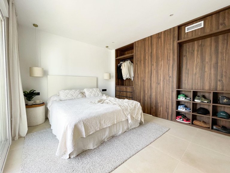 Penthouse for Sale in Benahavis, Malaga 6