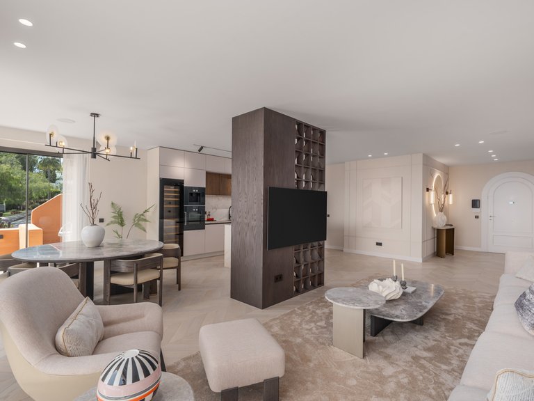 Town House for Sale in Marbella, Malaga 17