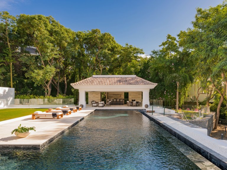 Villa for Sale in Benahavis, Malaga 2