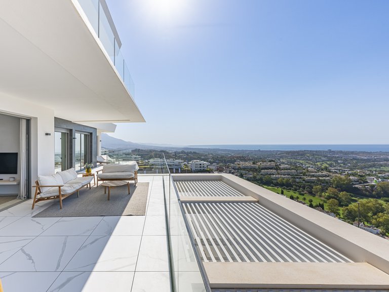Apartment for Sale in Benahavis, Malaga 44