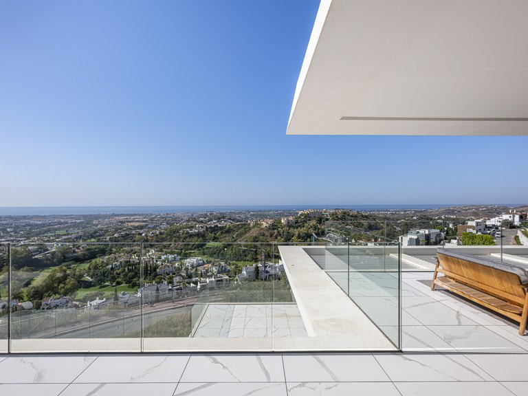 Apartment for Sale in Benahavis, Malaga 42