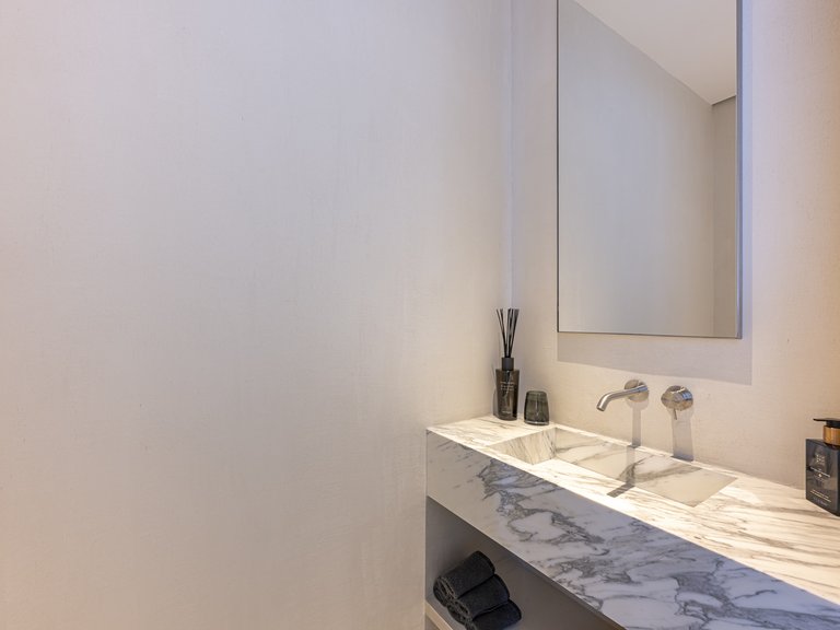 Apartment for Sale in Benahavis, Malaga 30