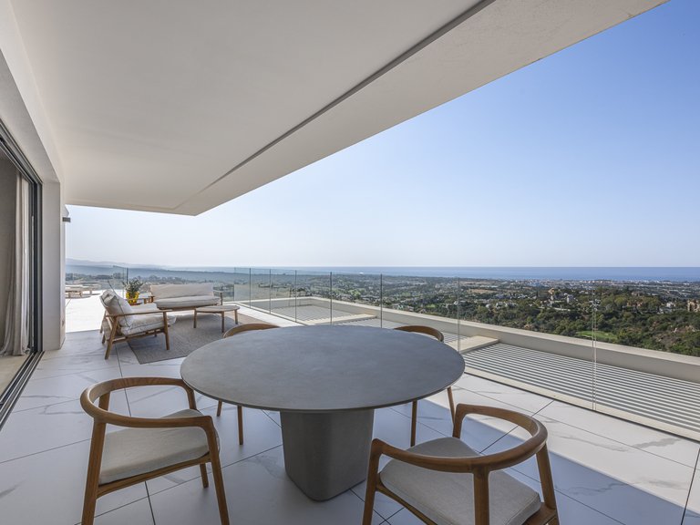 Apartment for Sale in Benahavis, Malaga 10