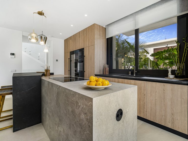 Villa for Sale in Marbella, Malaga 44