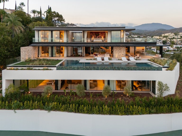 Villa for Sale in Benahavis, Malaga 9
