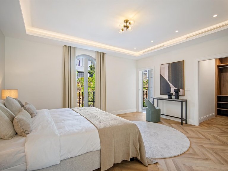 Villa for Sale in Benahavis, Malaga 27