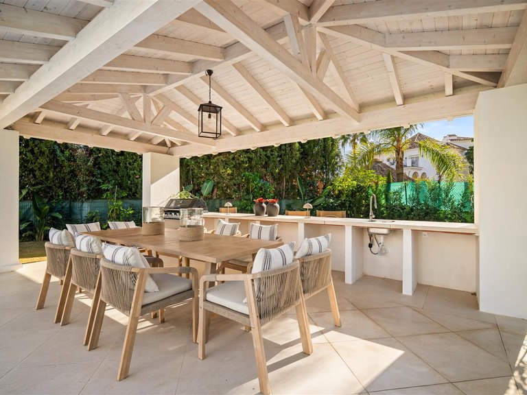 Villa for Sale in Benahavis, Malaga 22