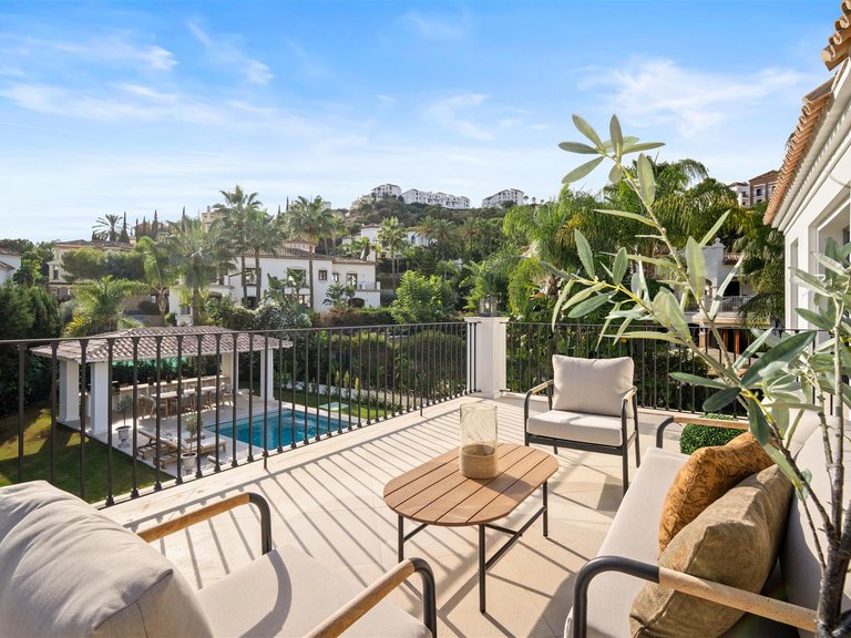 Villa for Sale in Benahavis, Malaga 29