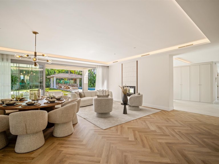 Villa for Sale in Benahavis, Malaga 4