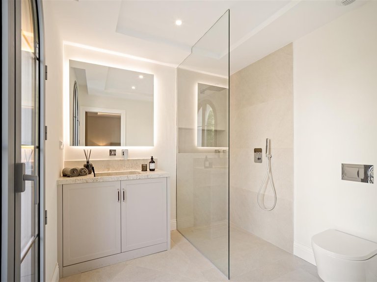 Villa for Sale in Benahavis, Malaga 26