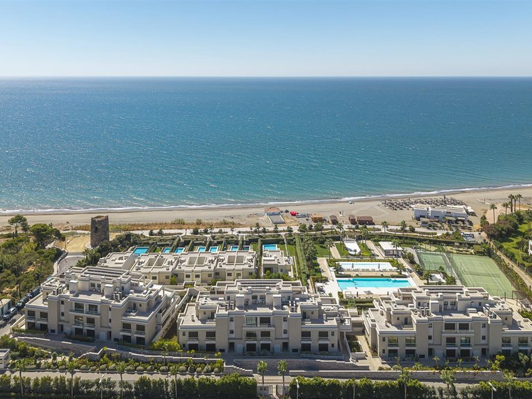 Apartment for Sale in Estepona, Malaga 1