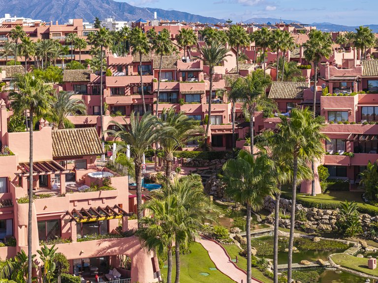 Apartment for Sale in Estepona, Malaga 44
