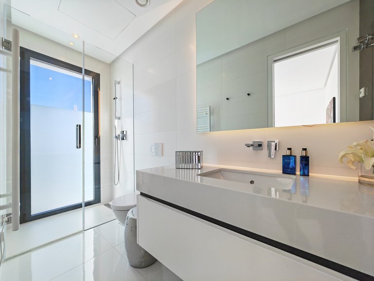 Villa for Sale in Benahavis, Malaga 31
