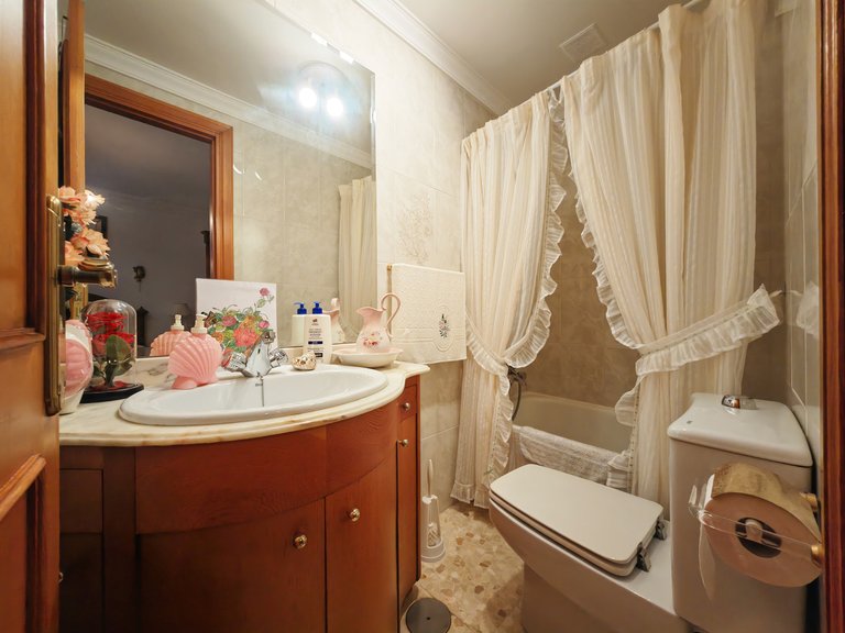 Town House for Sale in Estepona, Malaga 13